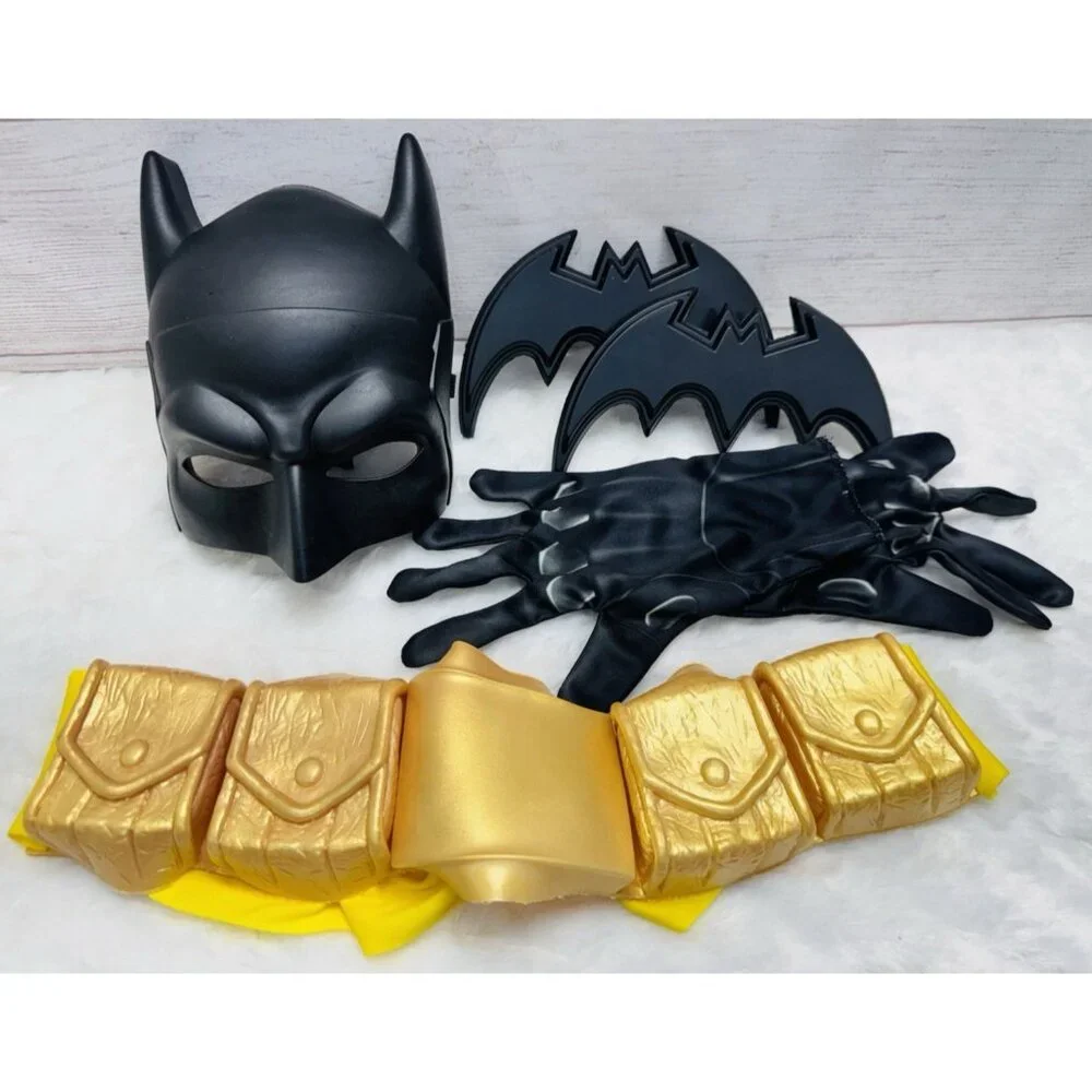 DC BATMAN Boys Jumpsuit, Cape, Mask, Boot Tops & Gloves Halloween Costume M 7-8